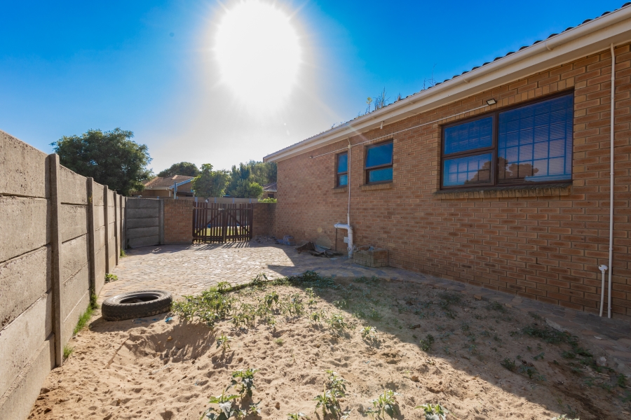 3 Bedroom Property for Sale in Brackenfell South Western Cape